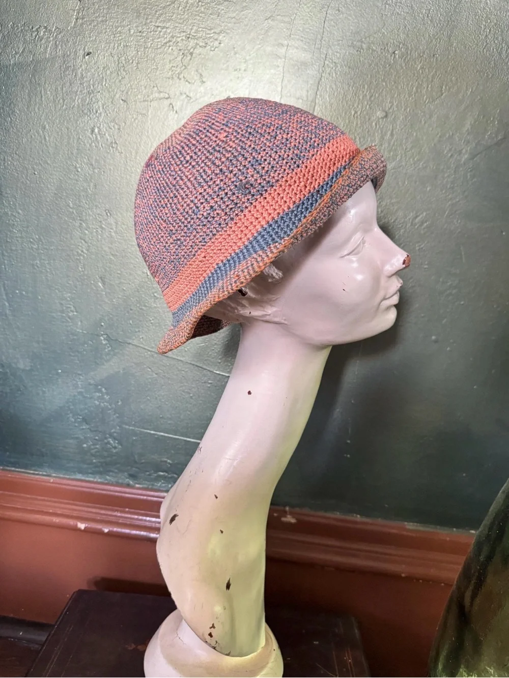 1920s Peach and Blue Rayon Knit - Picture 3 of 4